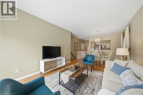 46 Manitoulin Trail Hamilton ON L9B 2X8