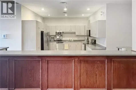 46 Manitoulin Trail Hamilton ON L9B 2X8