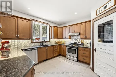 63 Hansen Road Brighton ON K0K 1H0