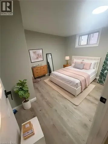 10 Terrace Drive Hamilton ON L9A 2Y6