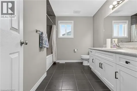 39 Everton Drive Guelph ON N1E 0R9