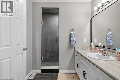 39 Everton Drive Guelph ON N1E 0R9