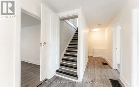 1610 Dundas Street West Whitby ON L1P 1Y8