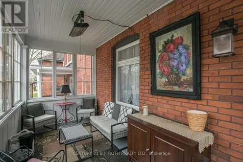 45 Albert Street North Orillia ON L3V 5K3