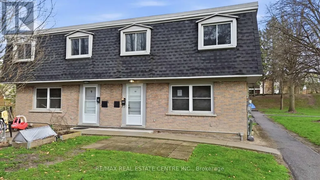 76 Borden Parkway Kitchener ON N2M 3T4
