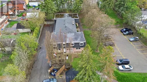 76 Borden Parkway Kitchener ON N2M 3T4