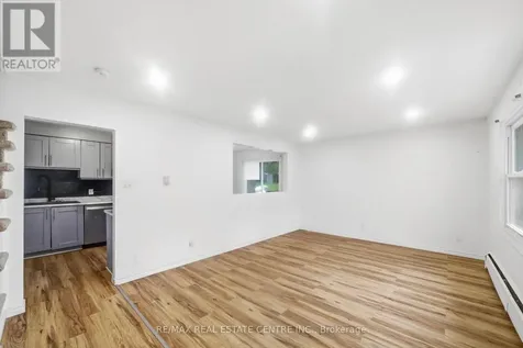 76 Borden Parkway Kitchener ON N2M 3T4