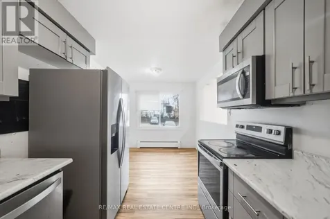 76 Borden Parkway Kitchener ON N2M 3T4
