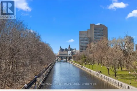 20 The Driveway Drive Ottawa ON K2P 1C8