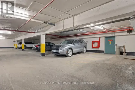 20 The Driveway Drive Ottawa ON K2P 1C8