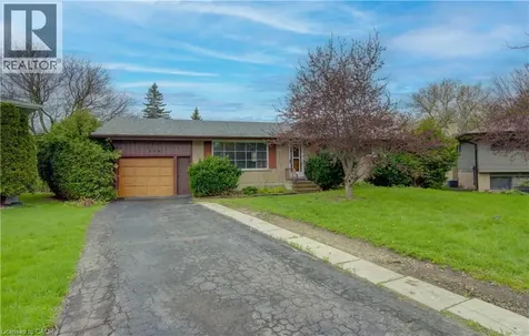 259 Willowdale Place Waterloo ON N2J 3M5