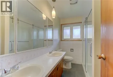 259 Willowdale Place Waterloo ON N2J 3M5