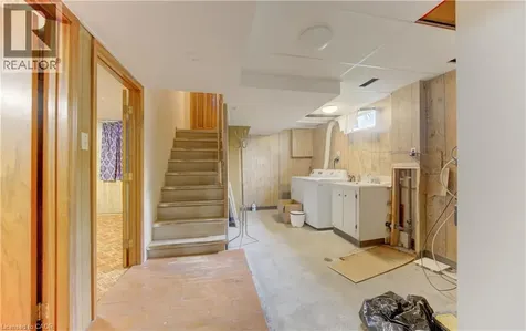 259 Willowdale Place Waterloo ON N2J 3M5