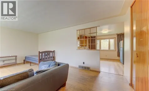 259 Willowdale Place Waterloo ON N2J 3M5