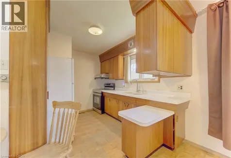 259 Willowdale Place Waterloo ON N2J 3M5