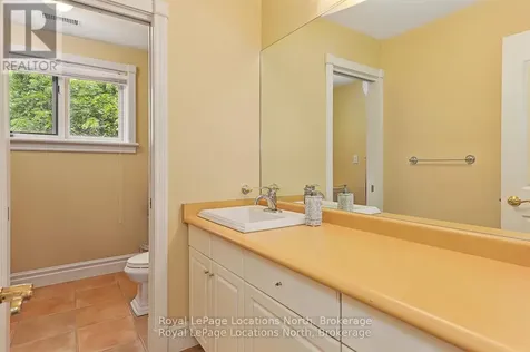 6 Alpine Court Collingwood ON L9Y 4W7