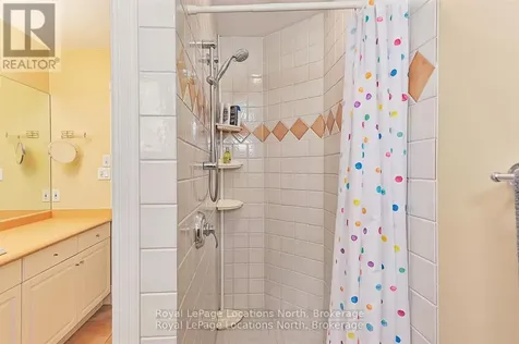 6 Alpine Court Collingwood ON L9Y 4W7