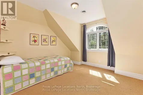6 Alpine Court Collingwood ON L9Y 4W7