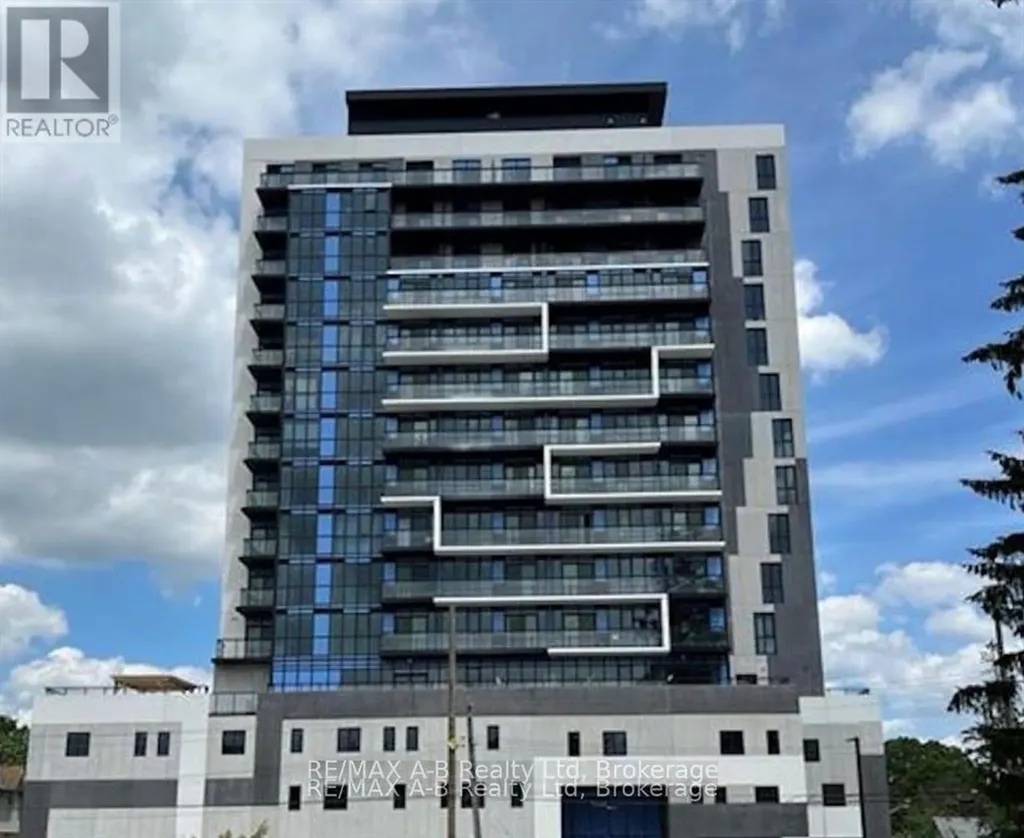 128 King Street North Waterloo ON N2J 0E9