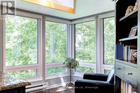 50 Greensview Drive Kitchener ON N2P 2E6