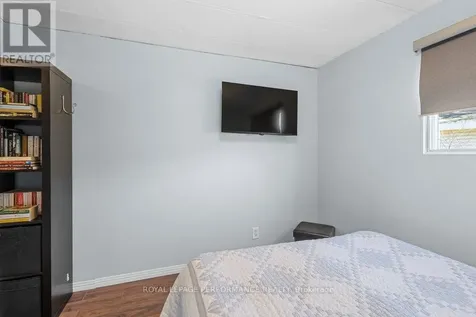 1034 Vista Barrett Private Ottawa ON K4P 1C8