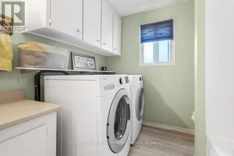 1034 Vista Barrett Private Ottawa ON K4P 1C8
