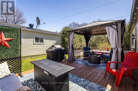 1034 Vista Barrett Private Ottawa ON K4P 1C8