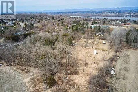 1219 Dunning Road Ottawa ON K4B 1J1