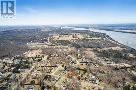 1219 Dunning Road Ottawa ON K4B 1J1