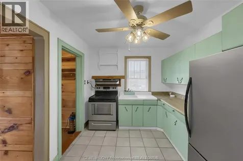 204 Margaret Avenue Wallaceburg ON N8A 2A1