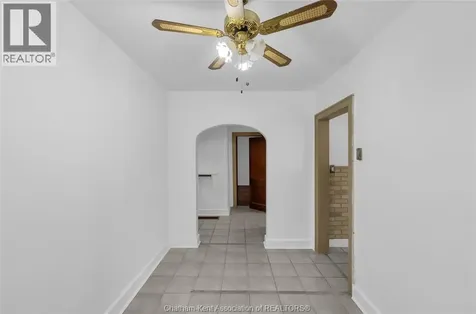 204 Margaret Avenue Wallaceburg ON N8A 2A1