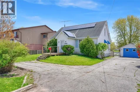 204 Margaret Avenue Wallaceburg ON N8A 2A1