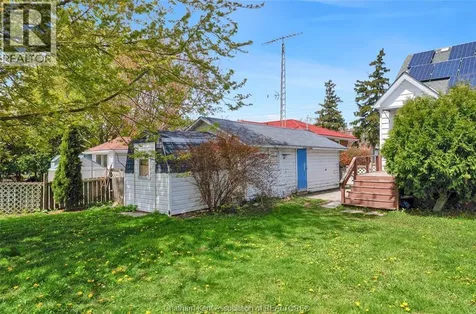 204 Margaret Avenue Wallaceburg ON N8A 2A1