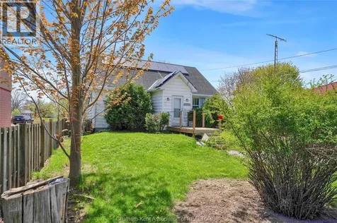 204 Margaret Avenue Wallaceburg ON N8A 2A1