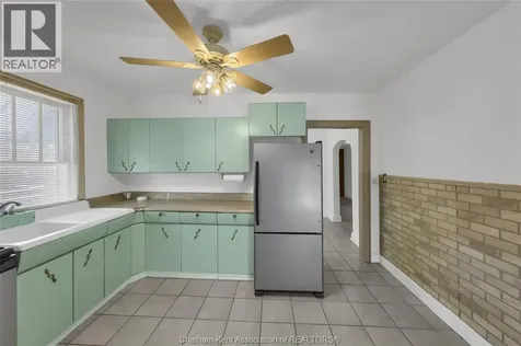204 Margaret Avenue Wallaceburg ON N8A 2A1