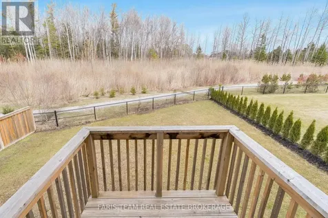 33 Pearl Street Wasaga Beach ON L9Z 0G9