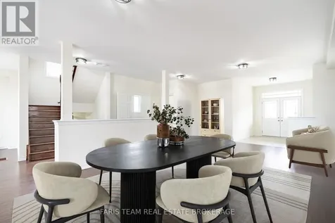 33 Pearl Street Wasaga Beach ON L9Z 0G9