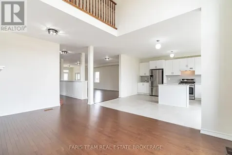 33 Pearl Street Wasaga Beach ON L9Z 0G9