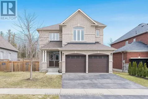 33 Pearl Street Wasaga Beach ON L9Z 0G9