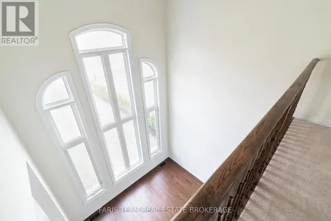 33 Pearl Street Wasaga Beach ON L9Z 0G9