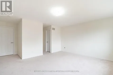 33 Pearl Street Wasaga Beach ON L9Z 0G9