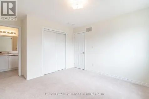 33 Pearl Street Wasaga Beach ON L9Z 0G9