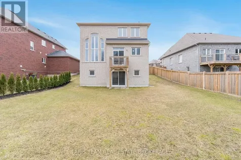 33 Pearl Street Wasaga Beach ON L9Z 0G9