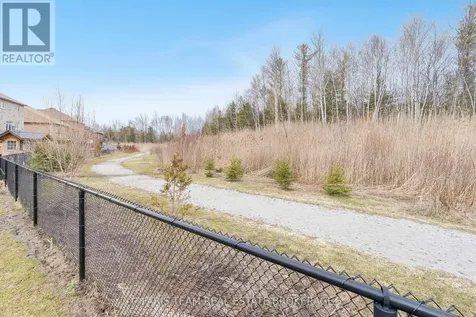 33 Pearl Street Wasaga Beach ON L9Z 0G9