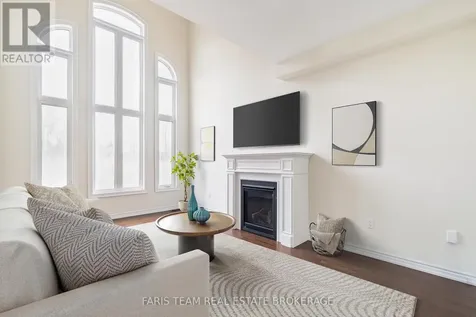 33 Pearl Street Wasaga Beach ON L9Z 0G9