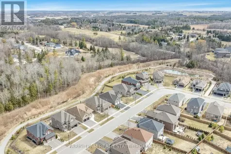 33 Pearl Street Wasaga Beach ON L9Z 0G9