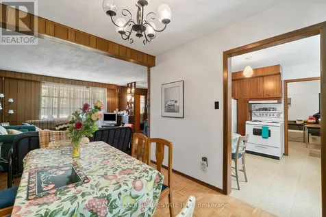 68 41st Street South Wasaga Beach ON L9Z 1Z6