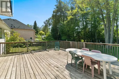 68 41st Street South Wasaga Beach ON L9Z 1Z6