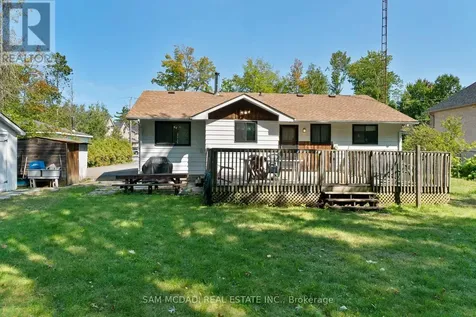 68 41st Street South Wasaga Beach ON L9Z 1Z6