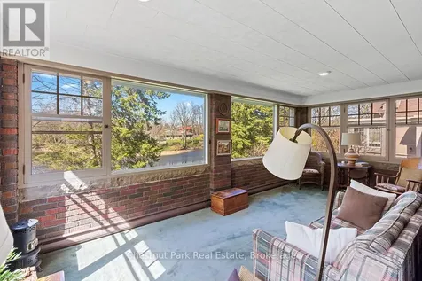 190 4th Street West Owen Sound ON N4K 3J9